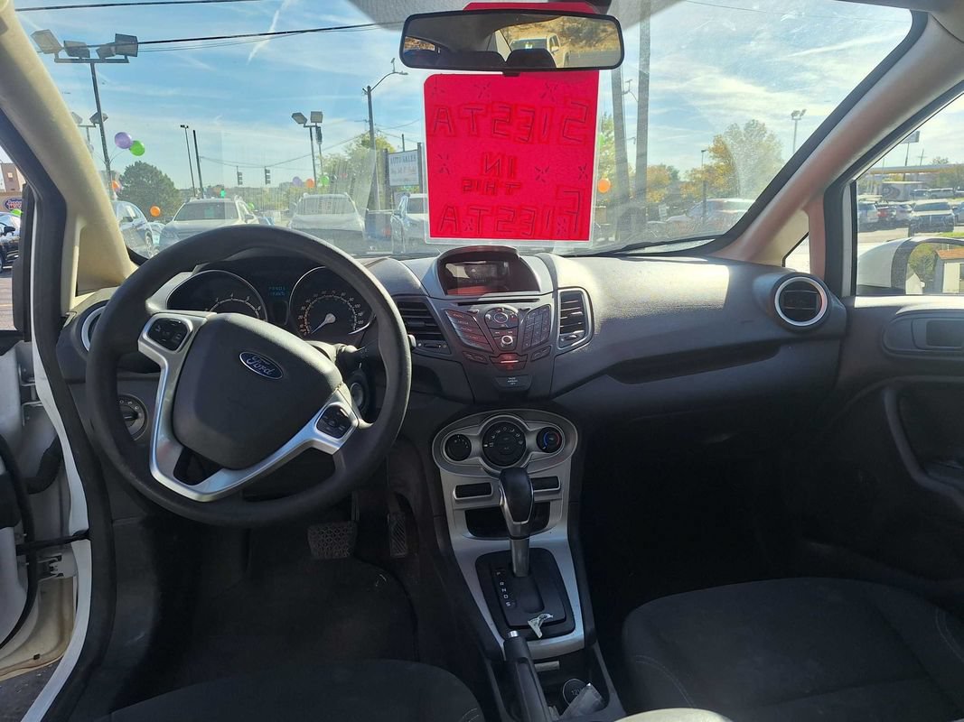 Used 2017 Ford Fiesta SE FWD image 13
