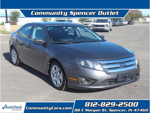 Used 2010 Ford Fusion SE image 1