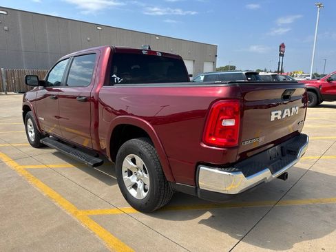 Used 2025 RAM 1500 Big Horn AWD/4WD image 9