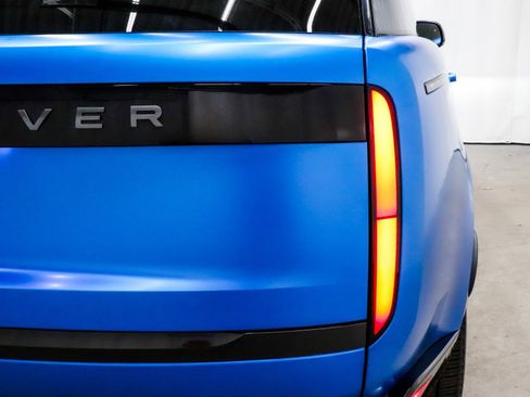 Used 2023 Land Rover Range Rover Long Wheelbase Autobiography image 59