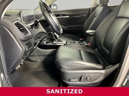 Certified 2024 Kia Seltos SX w/ SX Sunroof Package AWD/4WD image 19