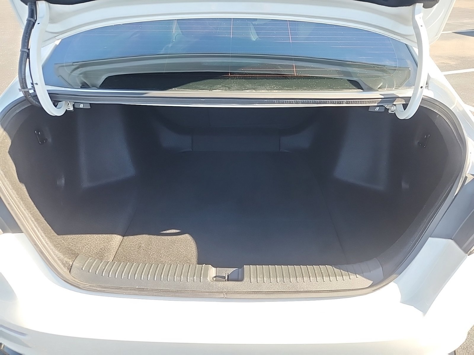 Used 2025 Honda Accord Sport image 33