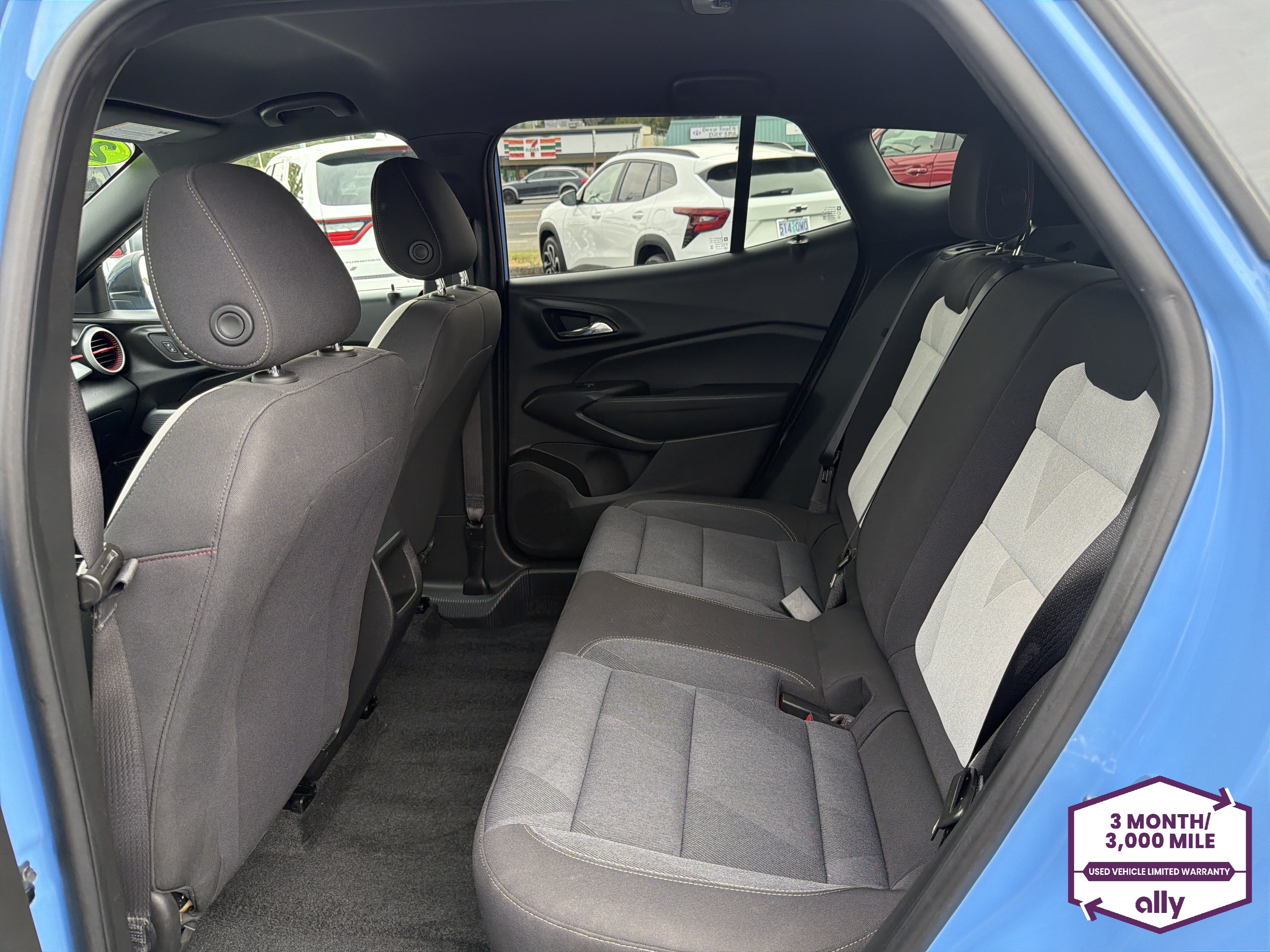 Used 2024 Chevrolet Trax RS w/ Driver Confidence Package FWD image 11