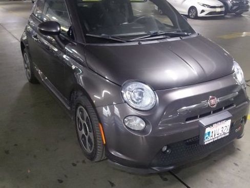 Used 2019 FIAT 500 e FWD image 3