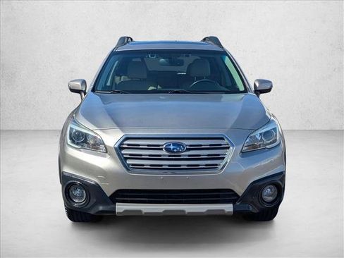 Used 2016 Subaru Outback 2.5i Limited image 2
