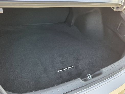 Certified 2026 Hyundai Elantra SE w/ Cargo Package FWD image 13