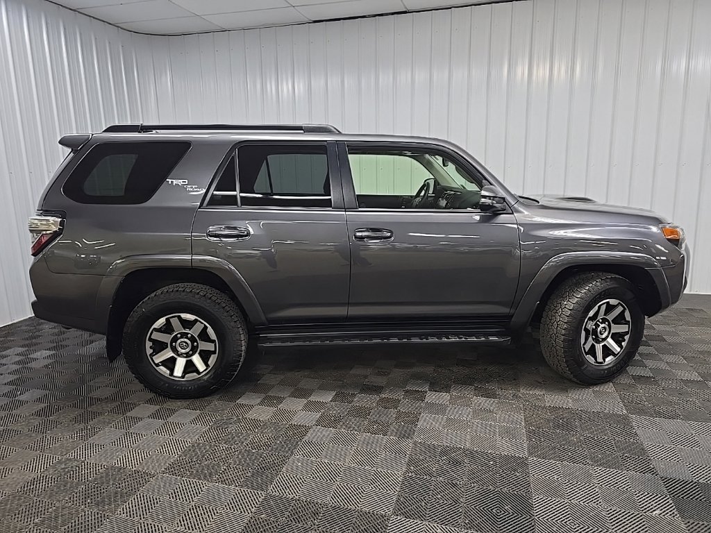 Used 2021 Toyota 4Runner TRD Off-Road Premium w/ Moonroof Package AWD/4WD image 2