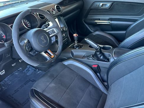 Used 2016 Ford Mustang Shelby GT350 w/ Technology Package RWD image 10