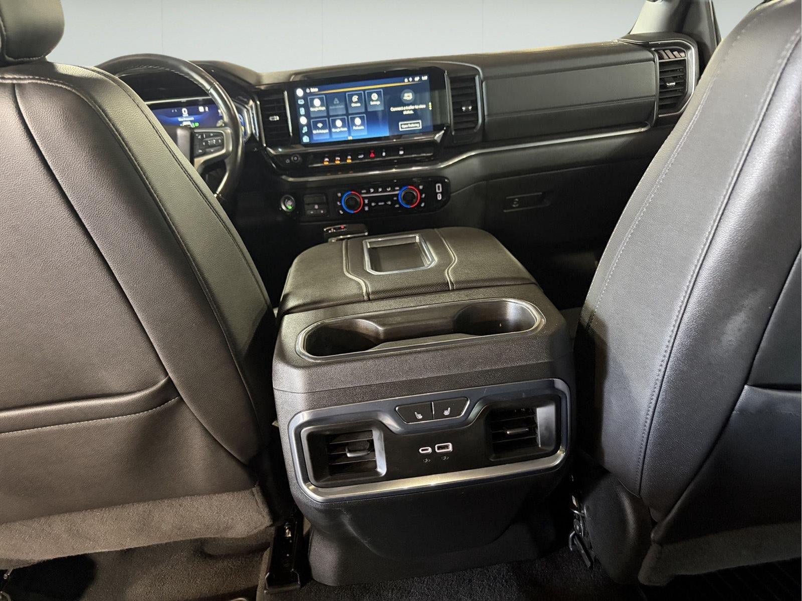 Used 2022 Chevrolet Silverado 1500 LTZ w/ LTZ Convenience Package II AWD/4WD image 16