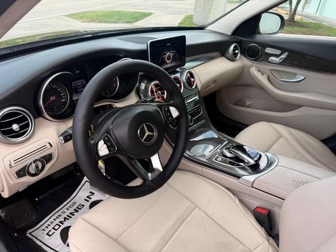 Used 2015 Mercedes-Benz C 300 Sedan image 27