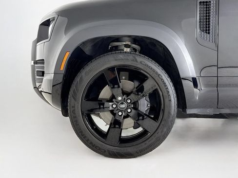 Used 2023 Land Rover Defender 110 X-Dynamic SE AWD/4WD image 27