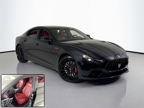 Used 2022 Maserati Ghibli Trofeo image 2