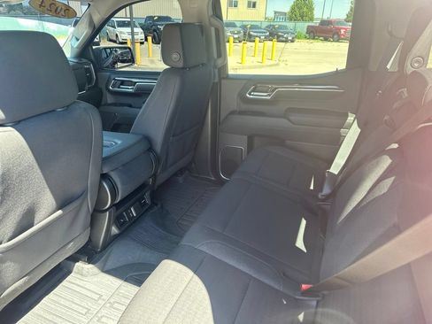 Certified 2024 GMC Sierra 1500 Elevation w/ LPO, Elevation Black Package AWD/4WD image 18