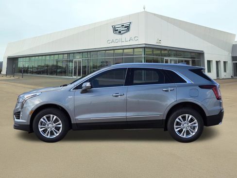 New 2026 Cadillac XT5 Luxury w/ LPO, Floor Liner Package AWD/4WD image 3