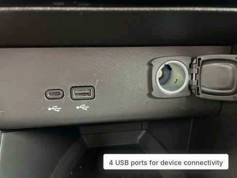 Used 2024 Buick Encore GX Sport Touring image 18