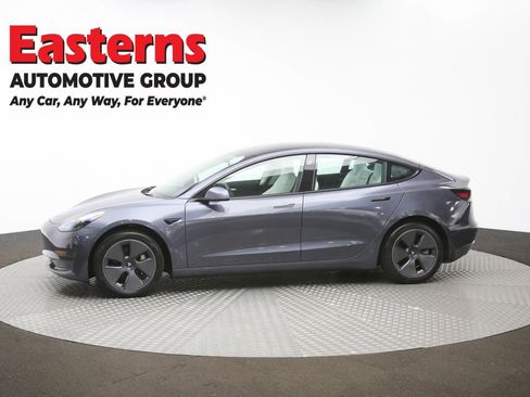 Used 2023 Tesla Model 3 Standard Range image 57