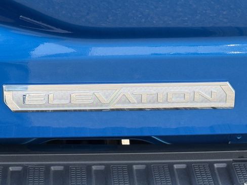 Used 2022 GMC Sierra 1500 Elevation image 10