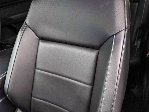 Used 2023 Volkswagen Atlas SE image 27