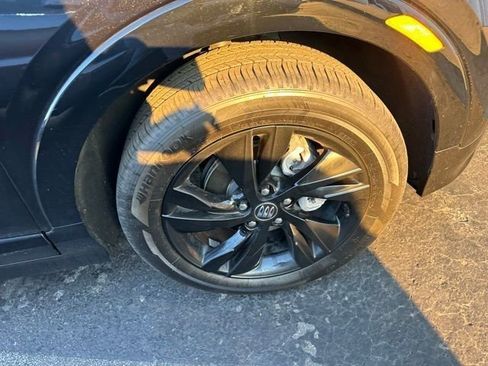 Certified 2025 Buick Encore GX Sport Touring w/ Advanced Technology Package image 24