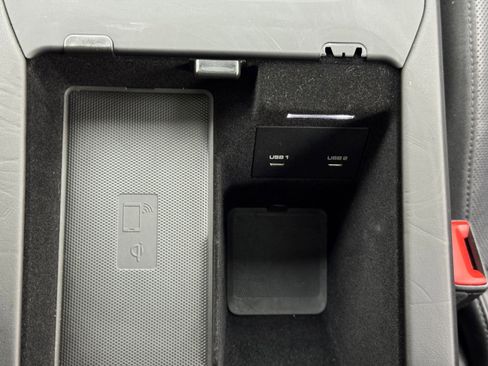 Used 2022 Porsche Cayenne Turbo image 35