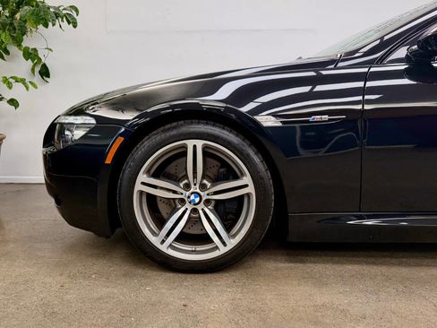 Used 2009 BMW M6 Convertible image 8