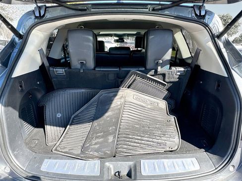 Used 2018 INFINITI QX60 FWD w/ Premium Plus Package image 29