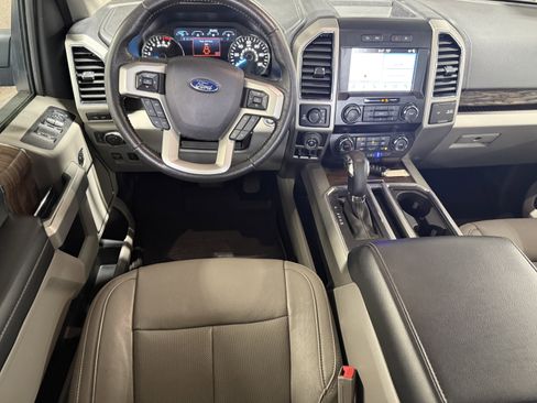 Used 2019 Ford F150 Lariat image 24