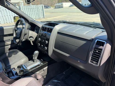 Used 2012 Ford Escape Limited image 16