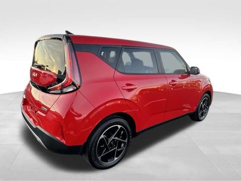 Used 2025 Kia Soul EX image 7