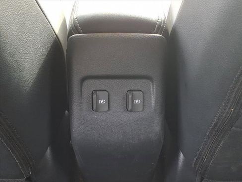 Used 2024 Nissan Kicks SR w/ SR Premium Package image 6