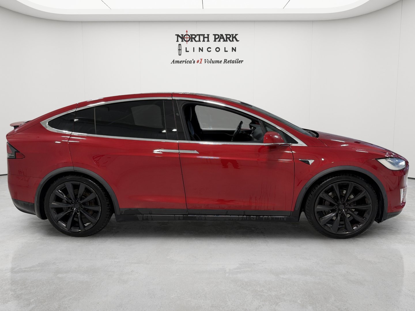Used 2017 Tesla Model X 100D AWD/4WD image 6