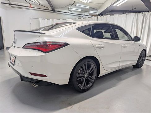 Used 2023 Acura Integra A-Spec image 3