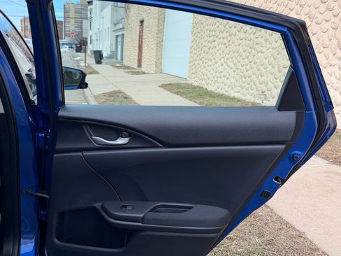 Used 2016 Honda Civic EX-T image 26