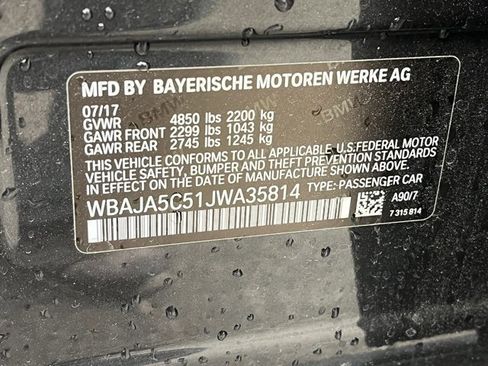 Used 2018 BMW 530i w/ Premium Package image 19