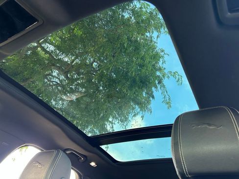 Used 2025 Jaguar F-PACE R-Dynamic S image 17