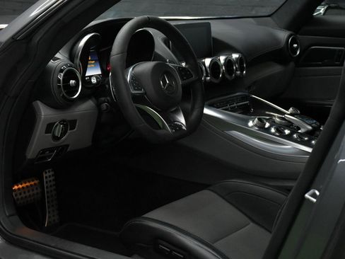 Used 2018 Mercedes-Benz AMG GT S image 20