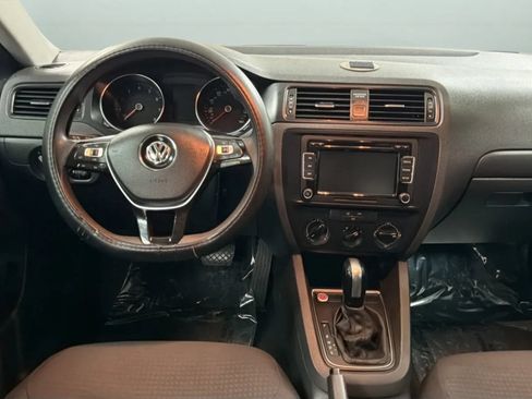 Used 2015 Volkswagen Jetta S FWD image 10