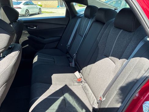 Used 2025 Honda Accord Sport image 18