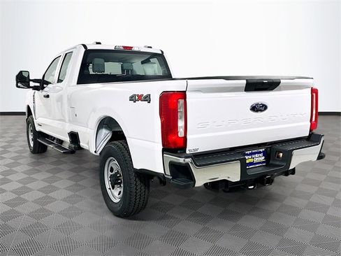 New 2026 Ford F350 XL w/ XL Chrome Package image 21