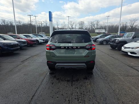 New 2026 Honda Pilot TrailSport image 4