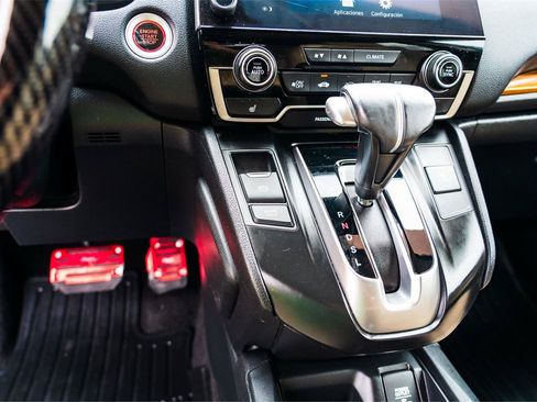 Used 2018 Honda CR-V Touring image 14
