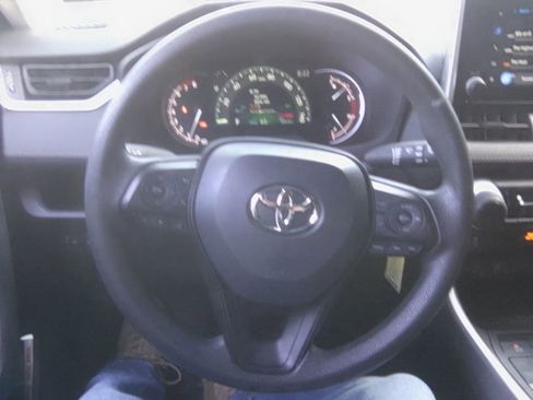 Used 2024 Toyota RAV4 LE image 10