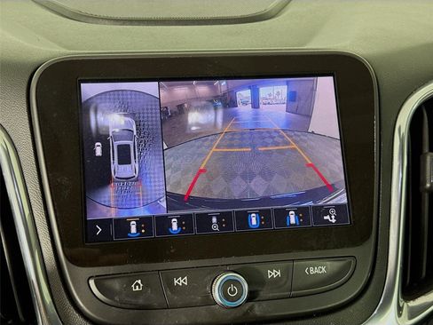 Used 2020 Chevrolet Equinox Premier AWD/4WD image 18