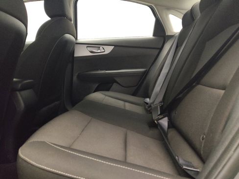 Used 2023 Kia Forte LXS FWD image 18