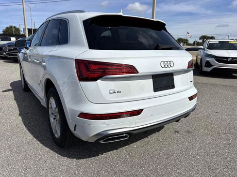 Used 2023 Audi Q5 2.0T Premium w/ Convenience Package image 9