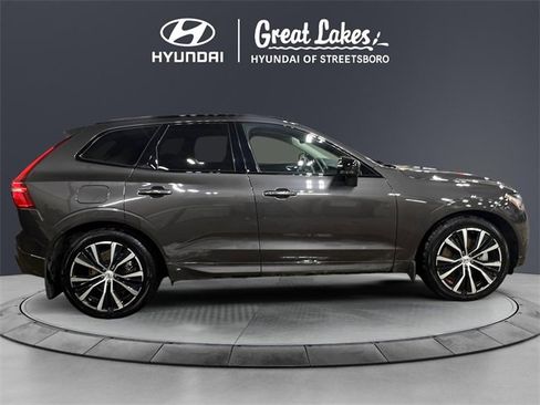 Used 2025 Volvo XC60 B5 Ultra image 6