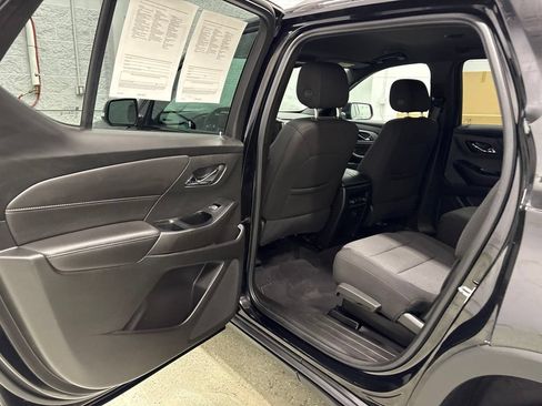 Used 2023 Chevrolet Traverse LT w/ Midnight/Sport Edition AWD/4WD image 31