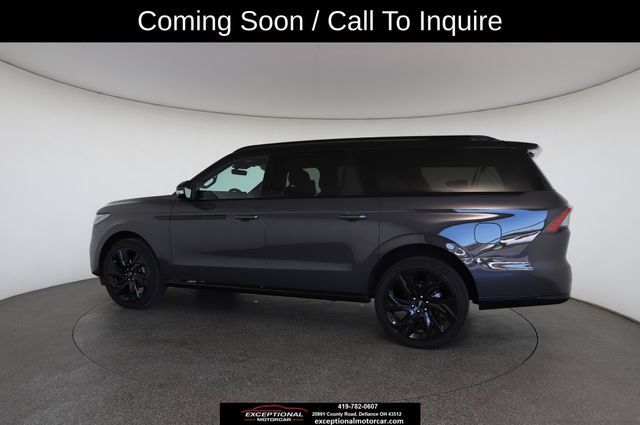 Used 2026 Lincoln Navigator L Black Label AWD/4WD image 9