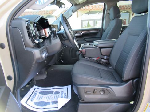 Used 2023 GMC Sierra 1500 Elevation image 7