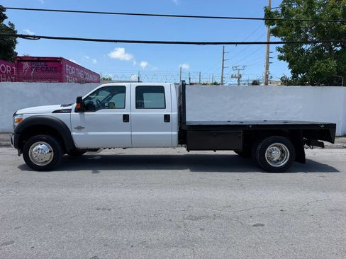 Used 2016 Ford F550 2WD Crew Cab Super Duty w/ Power Equipment Group image 2